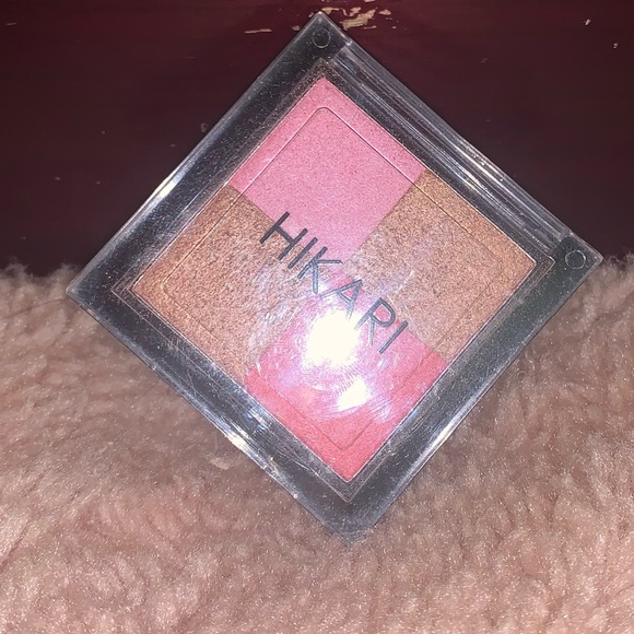 🖤BOGO🖤 HIKARI Shimmer Bronzer (1pc) - Picture 3 of 6